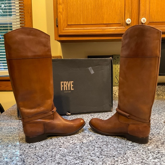 Frye Melissa Seam Boots - Picture 5 of 13